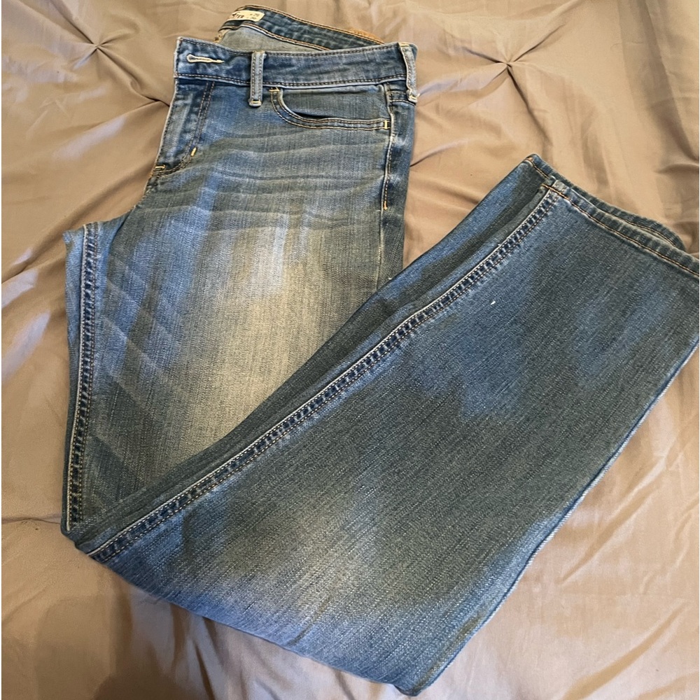 Hollister jeans